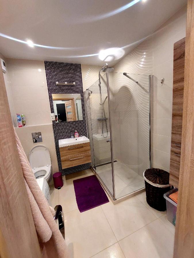 Nowoczesna Kawalerka Apartment Lublin Bagian luar foto