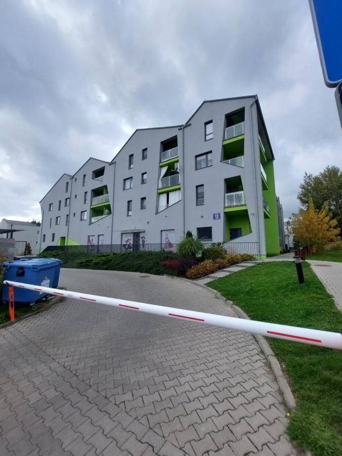 Nowoczesna Kawalerka Apartment Lublin Bagian luar foto